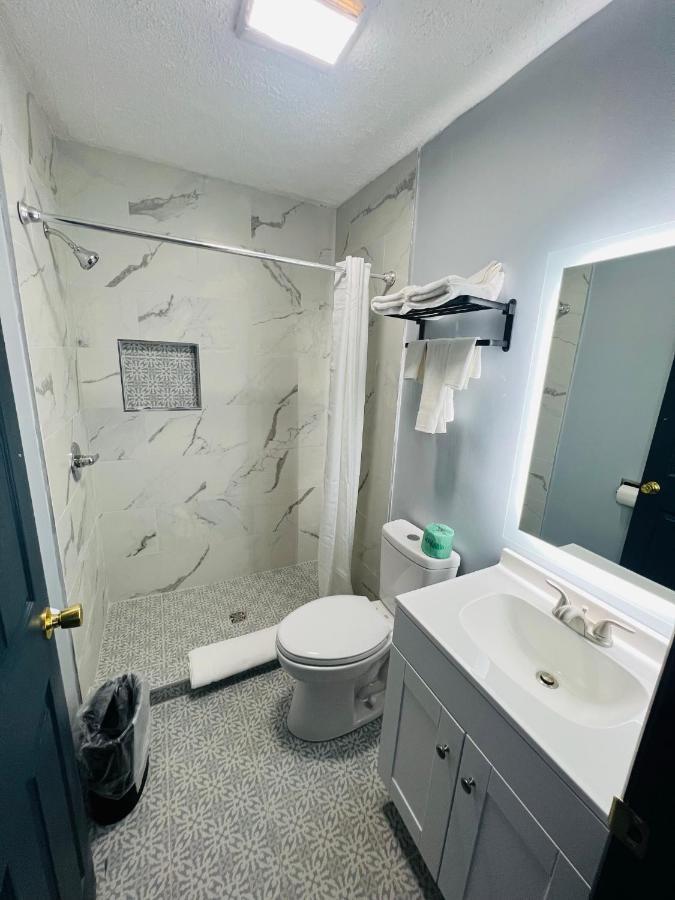 Hillsboro Inn & Suites المظهر الخارجي الصورة